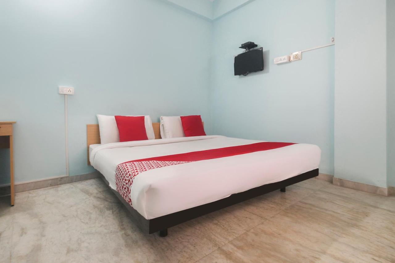 Oyo Flagship 48158 Ss Towers Hotel Podanur Exterior foto